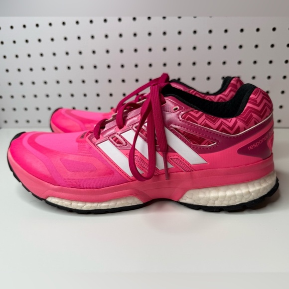 adidas Performance Women's Response Boost Techfit Running Shoe - Picture 1 of 16